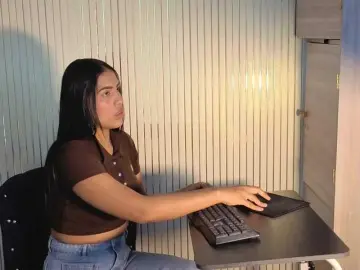 Bongacams Sex Cam of zoe-hamilton