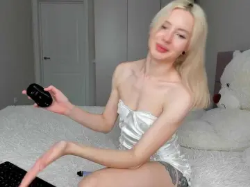 Bongacams Watch Live Sex Cams of LillyEll