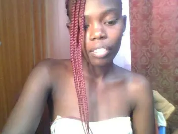 Bongacams Nude Webcam of Sweet-petite