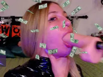 Bongacams Best live sex cam show of VikkiRood