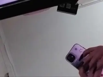 Bongacams Live Sex Cam of OdeliaBroomhead