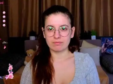 Bongacams Free Live Porn of AminaBeatris13