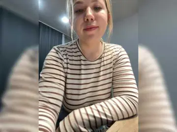 Bongacams Live Porn of AlyraSun