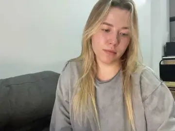 Bongacams Live Sex Cam of AlyraSun