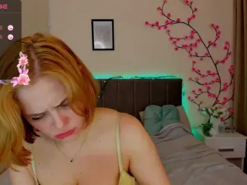 Bongacams Free Porn Cam of DellaRowwe