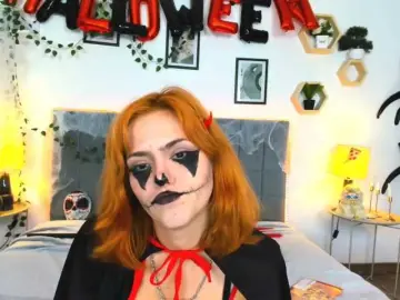 Bongacams Live Sex of DellaRowwe