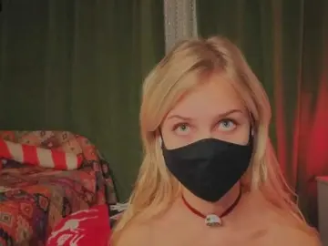 Bongacams Live Sex Cam of Meeeeow