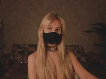 Bongacams Best live sex cam show of Meeeeow