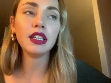 Bongacams Live Porn of AmelieSweet