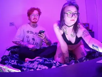 Bongacams Watch Live Sex Cams of gothfaceJPG