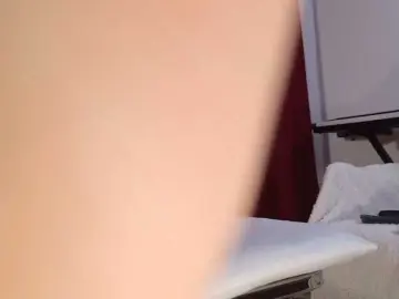 Bongacams Live Sex Cam of lofigirl