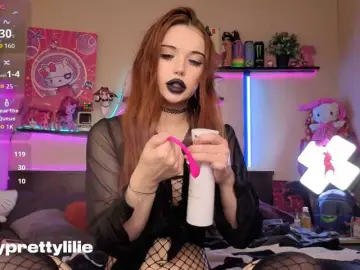 Bongacams Free Porn Cam of PrettyLilie