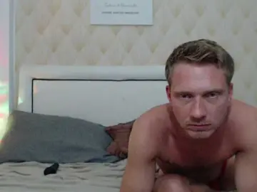 Bongacams Best live sex cam show of JessSteve