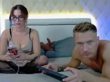 Bongacams Live Porn of JessSteve