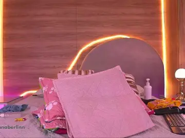 Bongacams Nude Webcam of sexy-danna