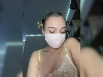 Bongacams Private Sex Chat of KiraBlin