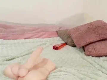 Bongacams Free Porn Cam of loretahorny25