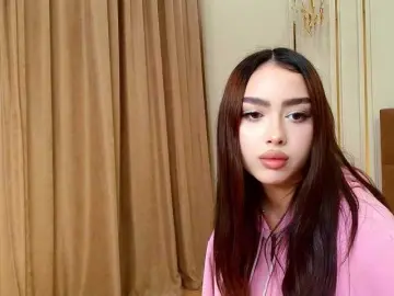 Bongacams Free Porn Cam of maddieperezzz