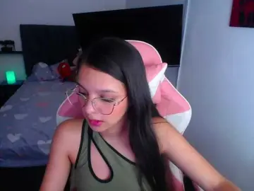 Bongacams Watch Live Sex Cams of room-kitty