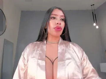 Bongacams Adult Video Chat of LeahLombardi