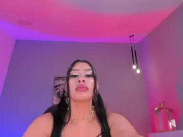 Bongacams Free Live Porn of LeahLombardi