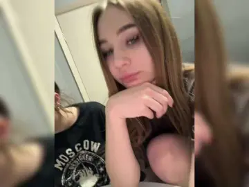 Bongacams Watch Live Sex Cams of KiraCouple