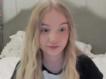 Bongacams Best live sex cam show of MeowMia