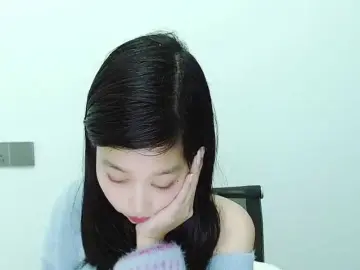 Bongacams Nude Webcam of Selinababy99