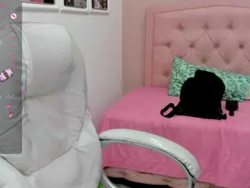 Bongacams Private Sex Chat of zoe-cortezz