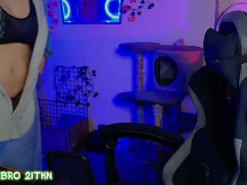 Bongacams Free Live Porn of Tricky-Kitsune