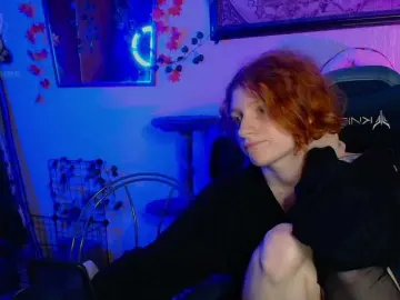 Bongacams Watch Live Sex Cams of Tricky-Kitsune