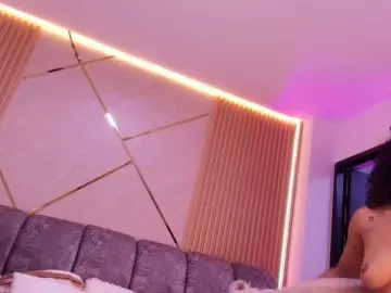 Bongacams Watch Live Sex Cams of naia-blesed