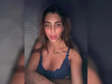 Bongacams Free Porn Cam of BlackPantera666999