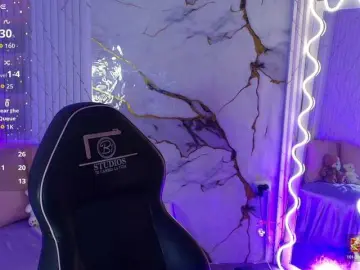 Bongacams Live Porn of PEACHY-TAY