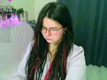 Bongacams Watch Live Sex Cams of s-katekisa-s