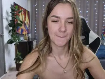 Bongacams Nude Webcam of -Sexyhotangel-