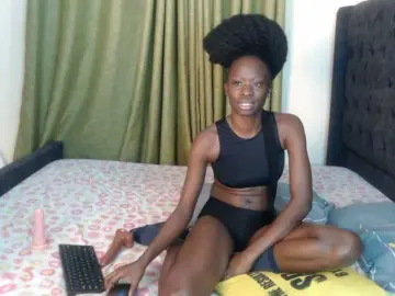 Bongacams Nude Webcam of Kiara-Mia