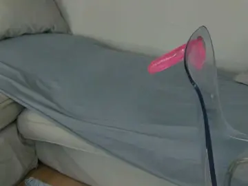 Bongacams Watch Live Sex Cams of MishaRuss