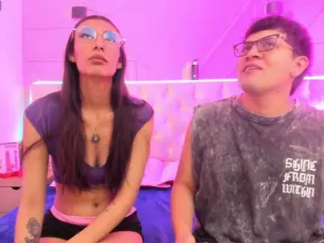 Bongacams Watch Live Sex Cams of Ethan-N-Abby