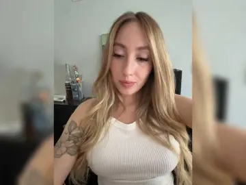 Bongacams Live Sex Cam of KiraBlake