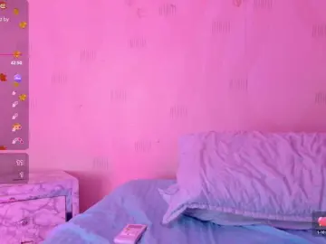 Bongacams Live Sex Cam of playfulcurvy