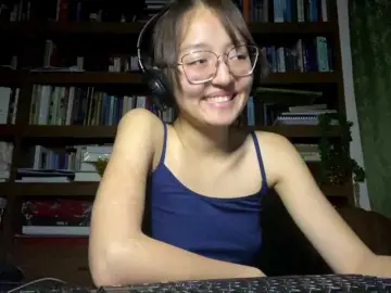 Bongacams Free Live Porn of MellieTormey