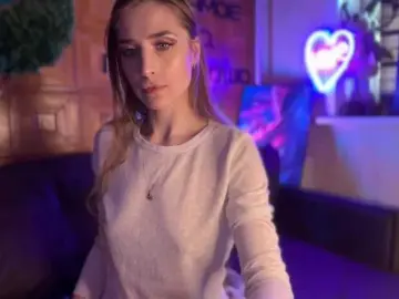 Bongacams Private Sex Chat of CandyBoom