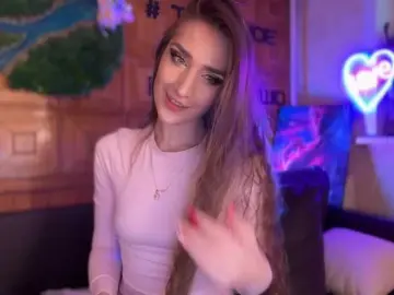 Bongacams Nude Webcam of CandyBoom