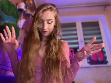 Bongacams Free Live Porn of CandyBoom