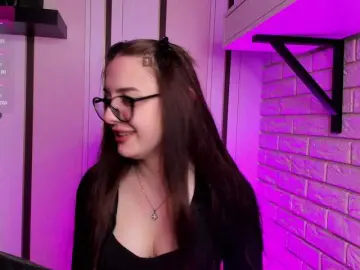 Bongacams Free Porn Cam of LunaMeow