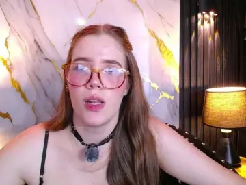 Bongacams Nude Webcam of PrettyAriel