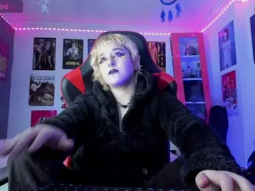 Bongacams Adult Video Chat of Mistresscrowley-666