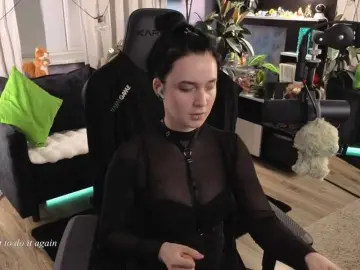 Bongacams Adult Video Chat of KiraLiLime