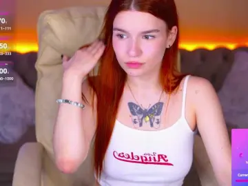 Bongacams Live Sex Cam of RedShinee